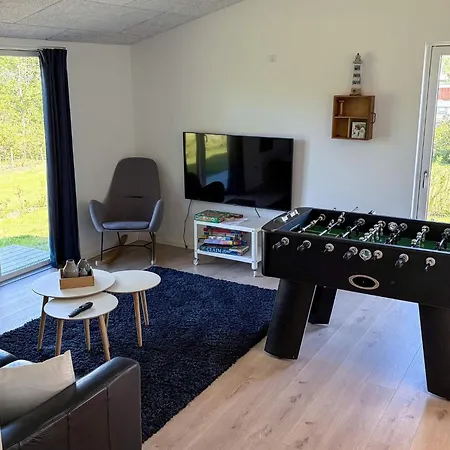 5 Star In * Fårvang